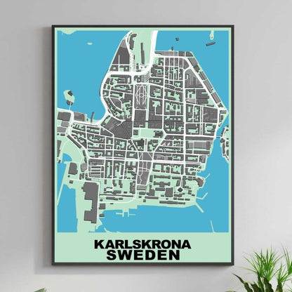 COLOURED ROAD MAP OF KARLSKRONA, SWEDEN BY MAPBAKES