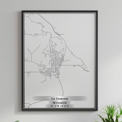 ROAD MAP OF LA CRESCENT, MINNESOTA BY MAPBAKES