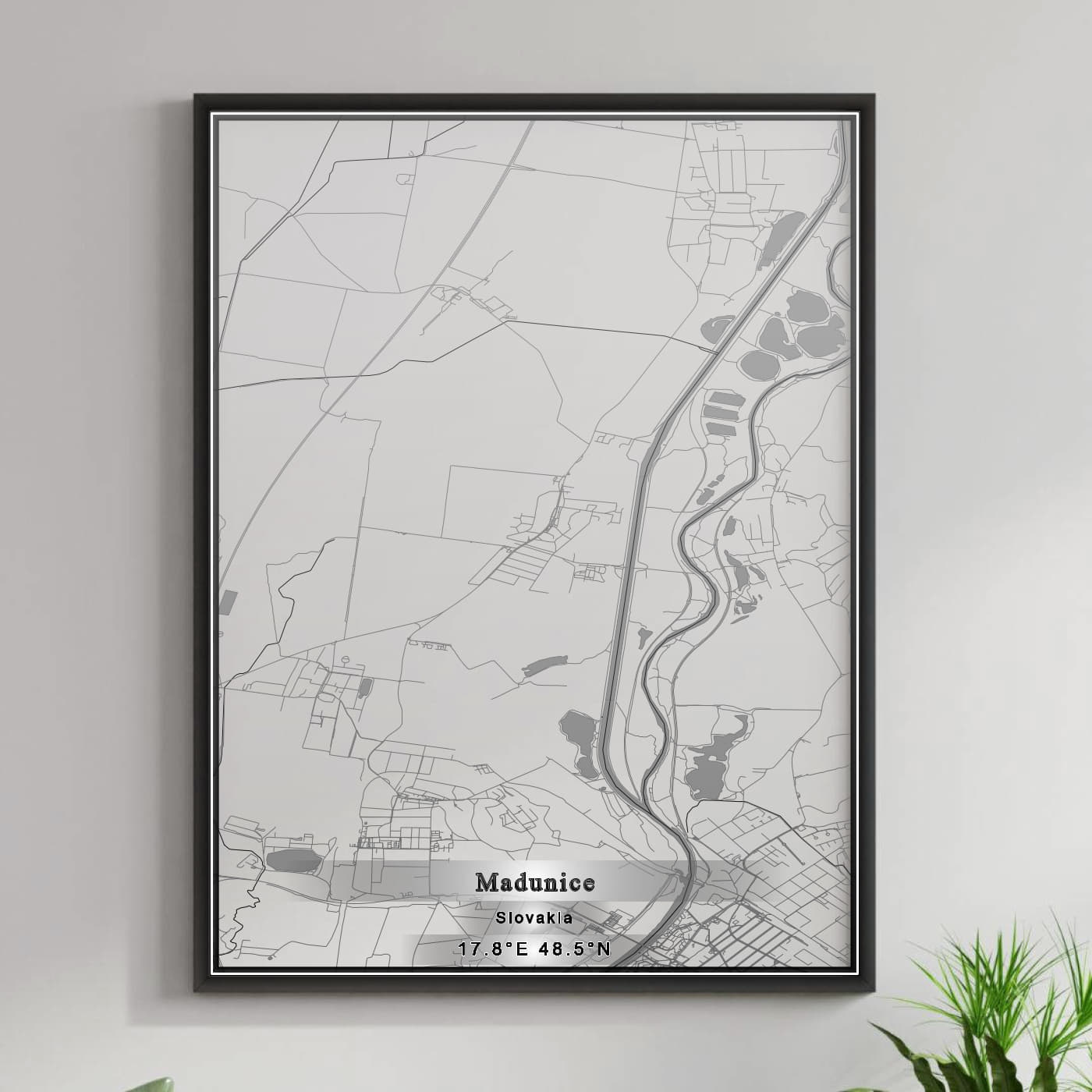 ROAD MAP OF MADUNICE, SLOVAKIA BY MAPBAKES